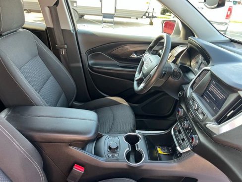 Used 2023 GMC Terrain SLE w/ Driver Convenience Package image 18