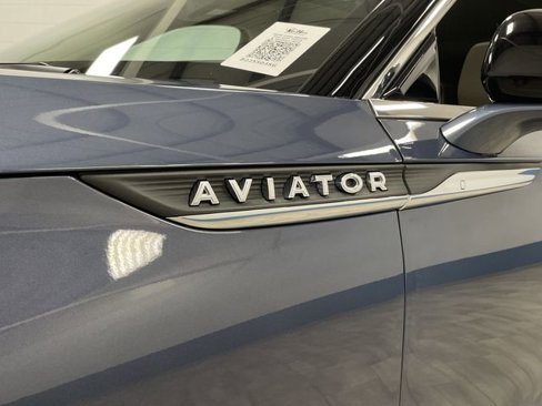 Used 2021 Lincoln Aviator Reserve image 40