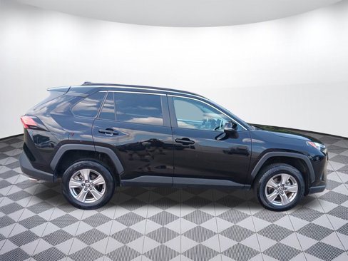 Used 2023 Toyota RAV4 XLE image 7