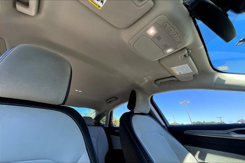 Used 2020 Ford Fusion SE w/ Equipment Group 151A image 22