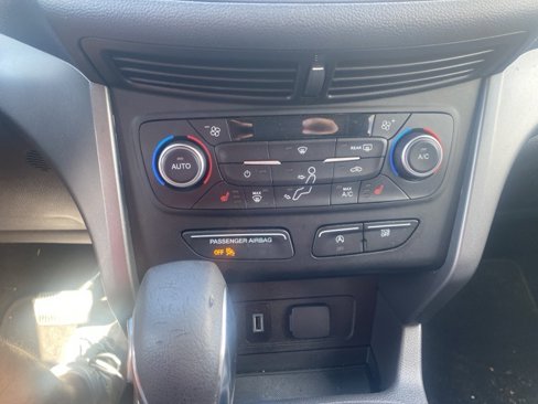 Used 2018 Ford Escape SE image 24
