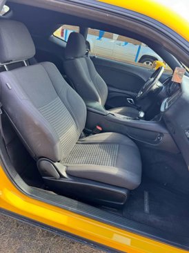 Used 2017 Dodge Challenger SXT image 11