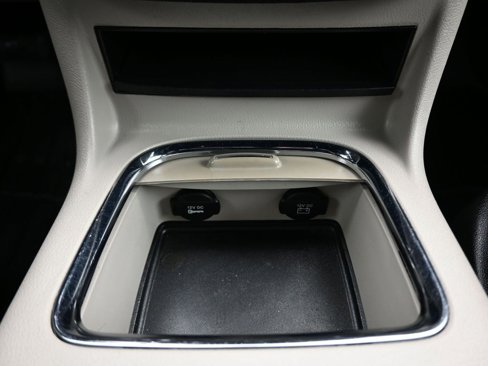 Used 2019 Dodge Grand Caravan SXT image 22