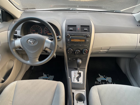Used 2010 Toyota Corolla LE image 32