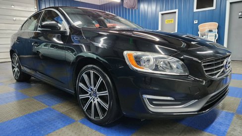 Used 2014 Volvo S60 T5 image 2