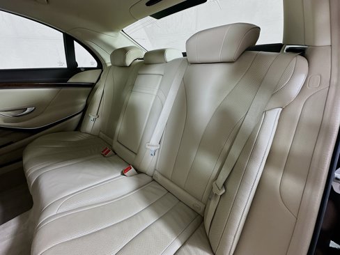 Used 2015 Mercedes-Benz S 550 4MATIC Sedan image 26