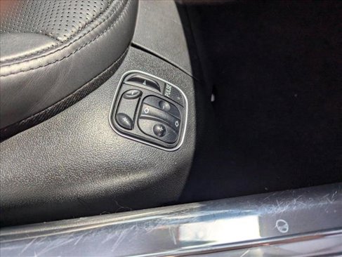 Used 2008 Mercedes-Benz SL 55 AMG image 24