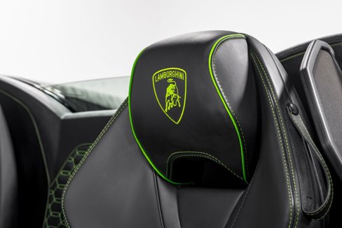 Used 2022 Lamborghini Huracan EVO image 20