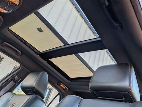 Used 2016 Chrysler 300 S image 14