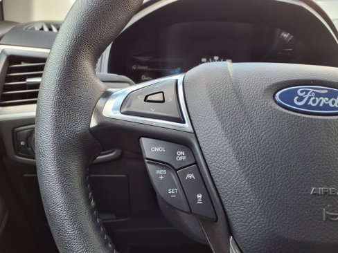 Used 2024 Ford Edge SEL w/ Convenience Package image 18