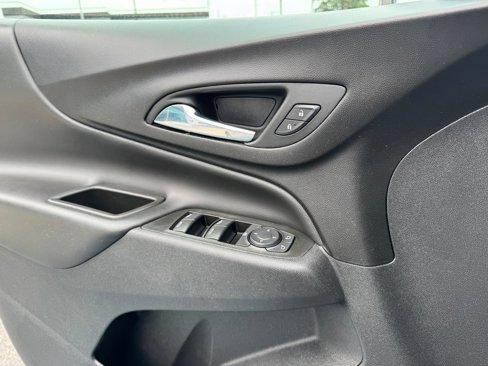Used 2021 Chevrolet Equinox LT image 26