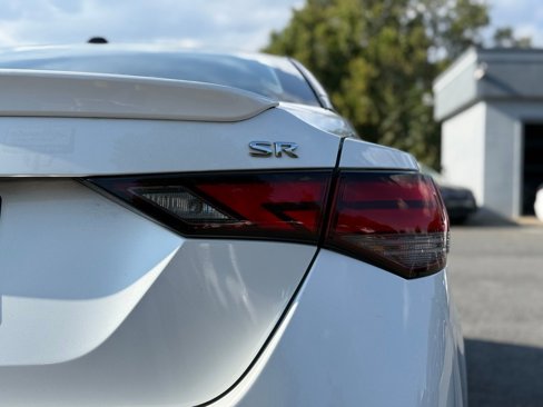 Used 2020 Nissan Sentra SR image 10
