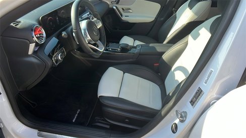 Used 2021 Mercedes-Benz A 220 image 13