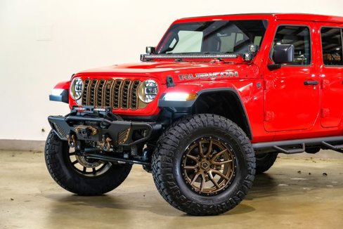 Used 2024 Jeep Wrangler Unlimited Rubicon w/ Technology Group image 21