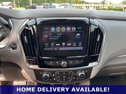 Used 2018 Chevrolet Traverse Premier image 8