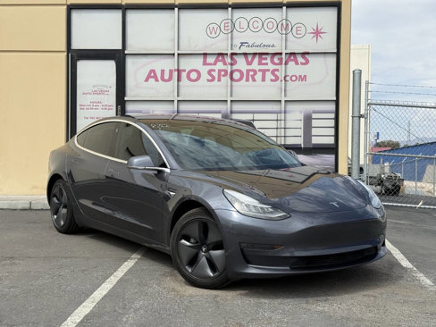 Used 2018 Tesla Model 3 Mid Range image 2