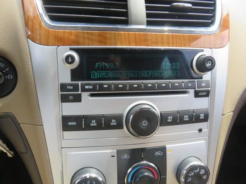 Used 2010 Chevrolet Malibu LT w/ HFV6 Engine Package image 14