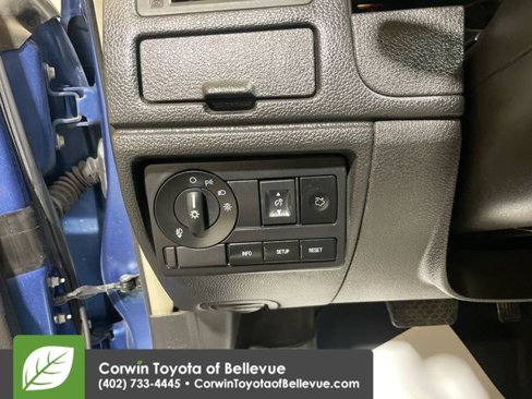 Used 2010 Ford Fusion SEL image 18