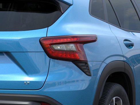 New 2025 Chevrolet Trax LT image 11
