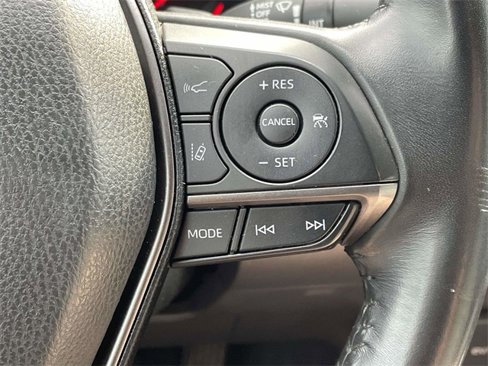 Used 2021 Toyota Camry XSE image 19