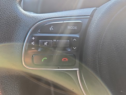 Used 2018 Kia Sportage LX image 16
