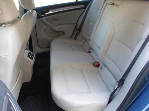 Used 2017 Volkswagen Golf Alltrack SE image 73