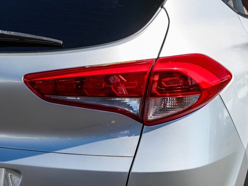 Used 2017 Hyundai Tucson SE image 11