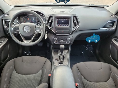 Used 2019 Jeep Cherokee Latitude w/ Popular Appearance Group image 18
