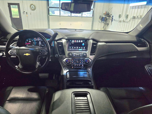 Used 2019 Chevrolet Suburban Premier image 11