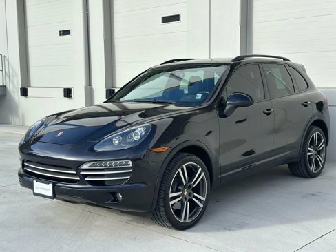 Used 2014 Porsche Cayenne image 1