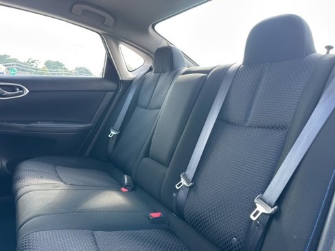 Used 2019 Nissan Sentra SR image 28