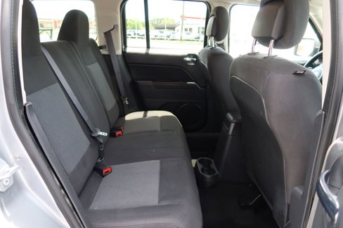 Used 2016 Jeep Patriot Sport w/ Power Value Group image 8