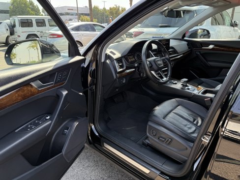 Used 2018 Audi Q5 2.0T Premium Plus w/ Premium Plus Package image 7