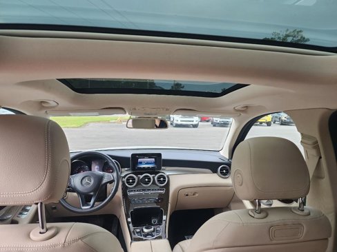 Used 2018 Mercedes-Benz GLC 300 image 10