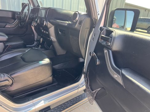 Used 2014 Jeep Wrangler Sport image 23