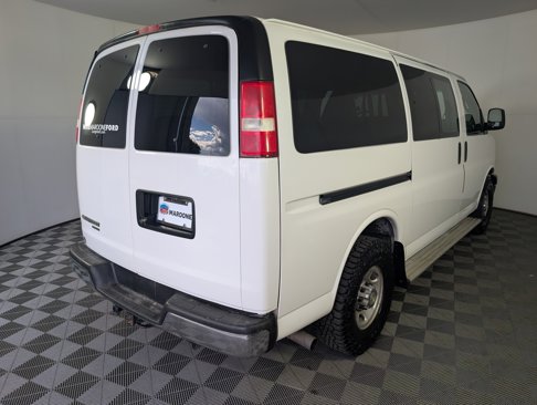 Used 2016 Chevrolet Express 3500 LT w/ LT Preferred Equipment Group image 7