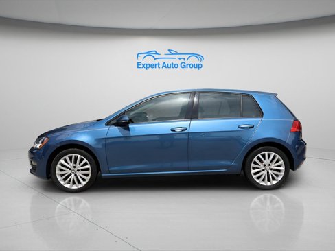Used 2015 Volkswagen Golf SE image 2
