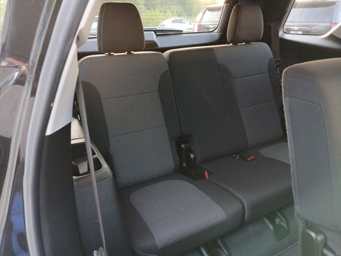 Used 2020 Chevrolet Traverse LS image 21