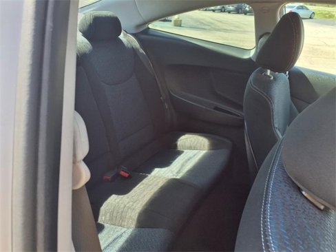 Used 2013 Hyundai Elantra image 11