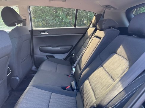 Used 2022 Kia Sportage LX image 28