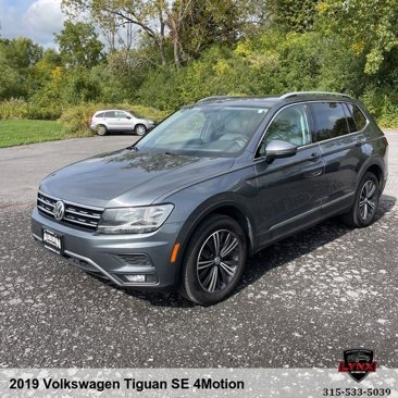 Used 2019 Volkswagen Tiguan SEL image 1