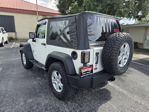 Used 2009 Jeep Wrangler X image 3