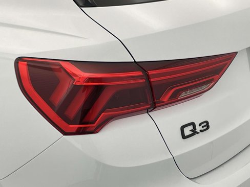 New 2025 Audi Q3 2.0T Premium Plus image 16