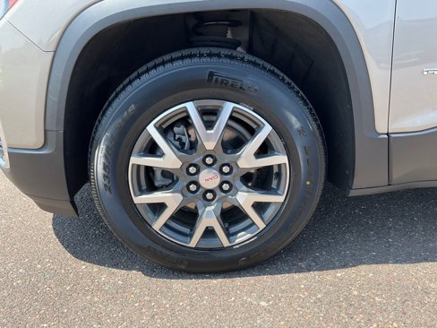 Used 2023 GMC Acadia SLE w/ Driver Convenience Package image 35