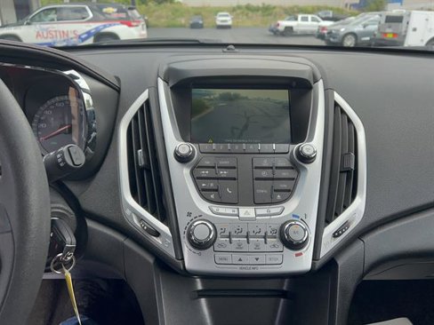 Used 2015 GMC Terrain SLE image 24