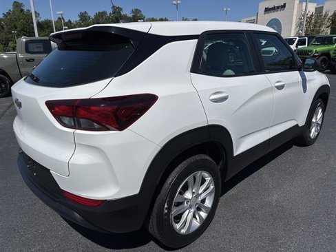 Used 2023 Chevrolet TrailBlazer LS image 5