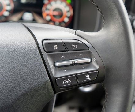 Used 2023 Hyundai Kona Limited image 22