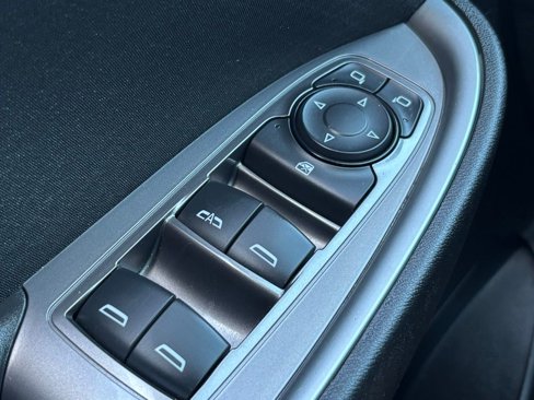 Used 2024 Chevrolet Malibu LT image 30