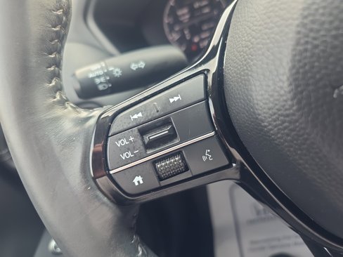 Used 2023 Honda HR-V EX-L image 28