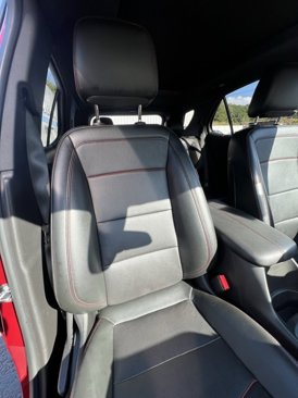 Used 2023 Chevrolet Equinox RS w/ RS Leather Package image 19